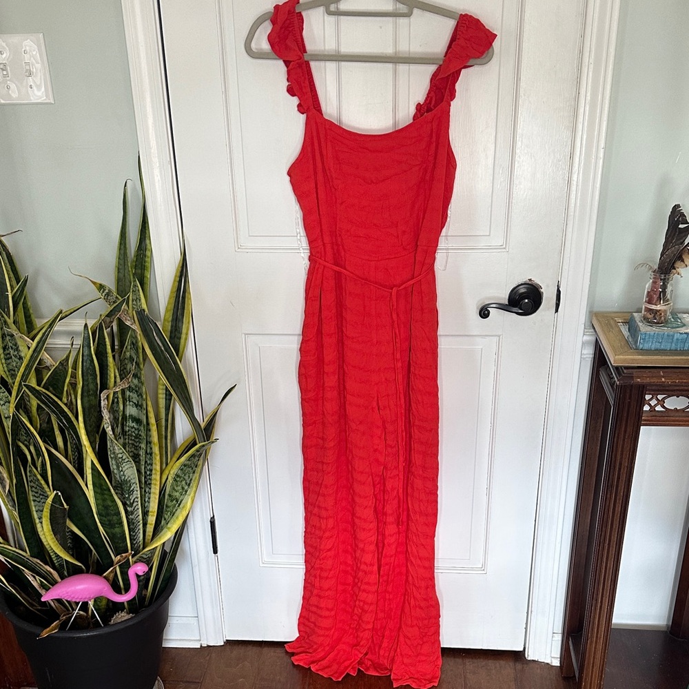 Elegant Red Sleeveless Dress